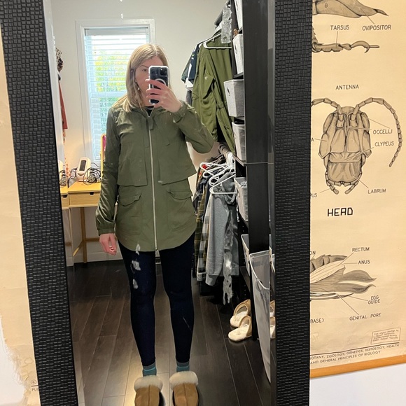 Lululemon Jacket - Picture 7 of 10